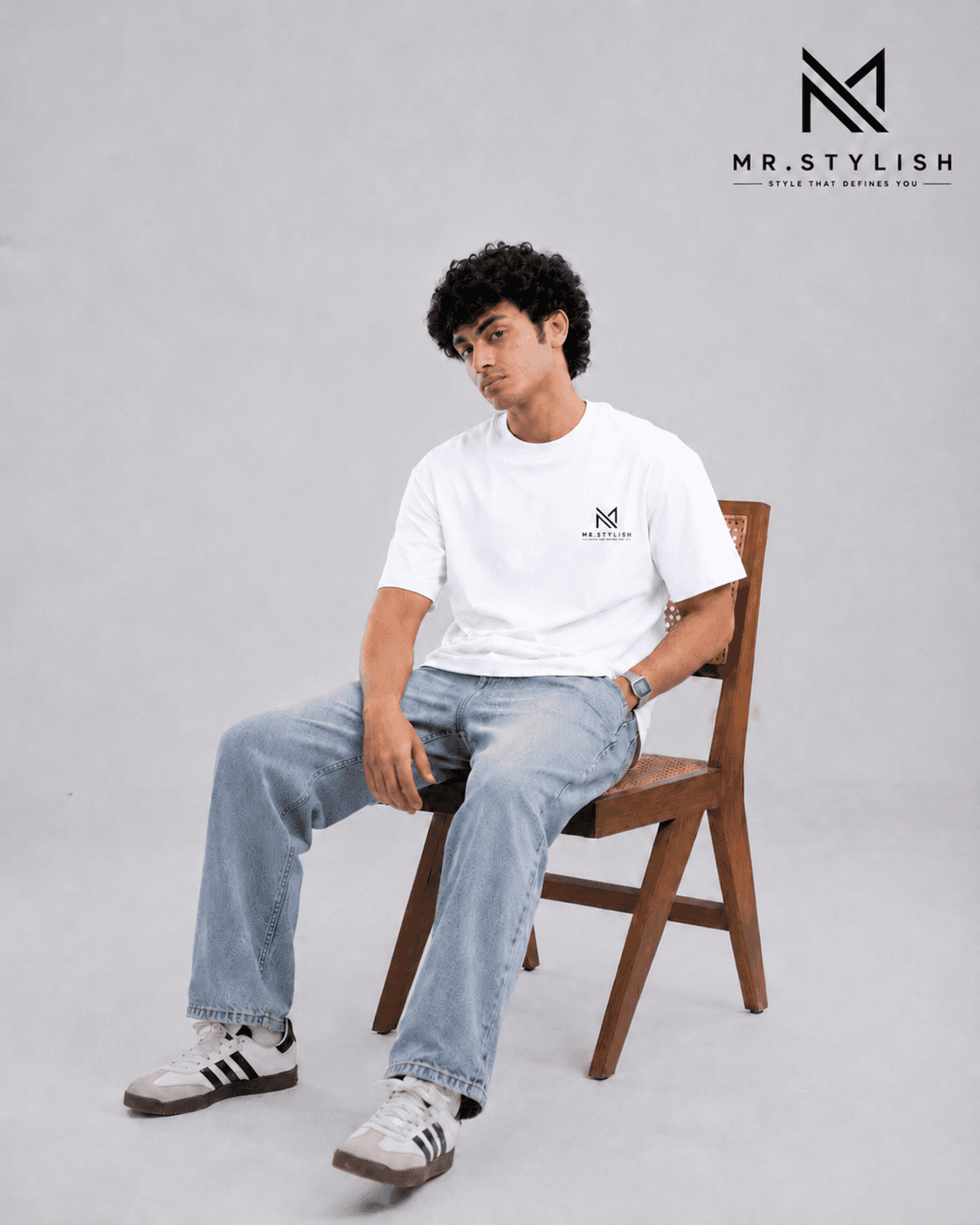 White Premium Solid T Shirt  - Image 4